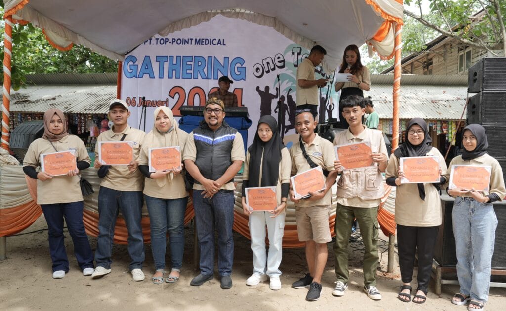 Top Point Hosts Unity Event For Indonesian Staff At Pantai Anyer In January 2024